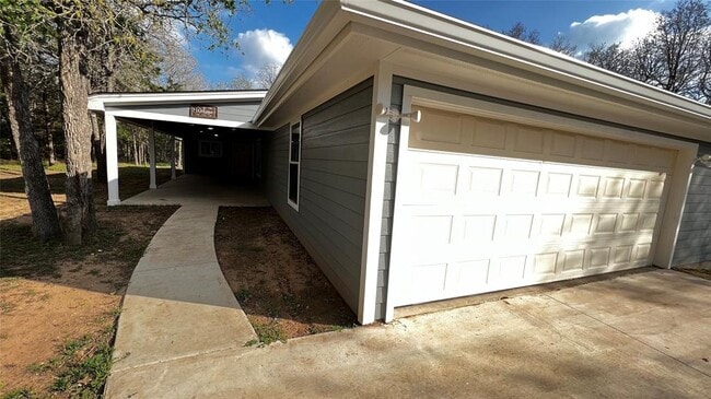 Building Photo - 141 Sendero Blvd