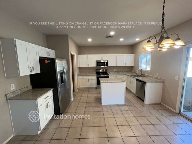 Foto del edificio - 13232 W Watson Ln