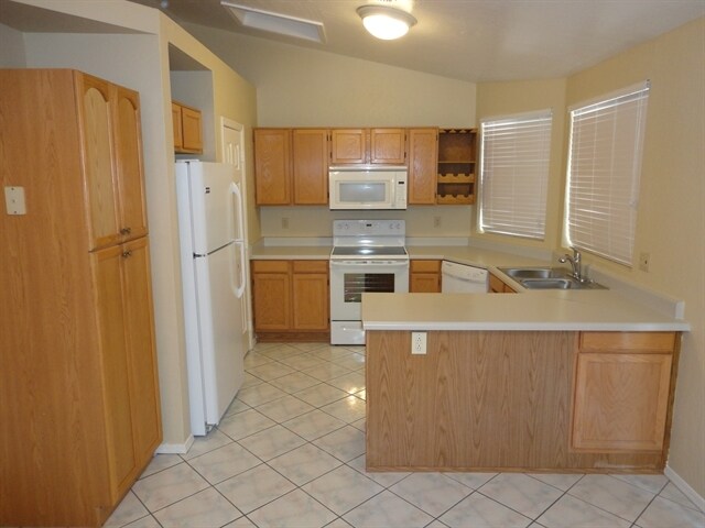 Foto del edificio - 1704 S 39th St