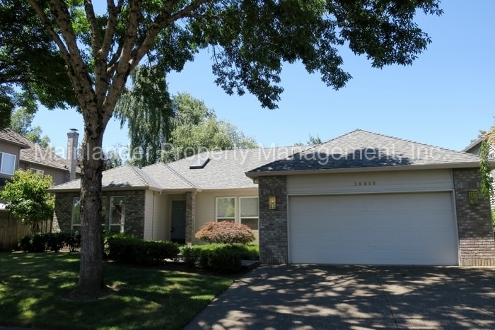 Primary Photo - 28655 SW Sandalwood Dr