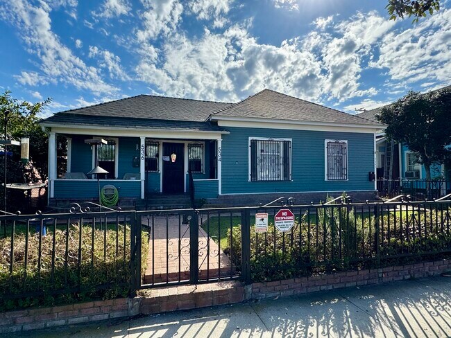 Foto del edificio - 534 E 19th St