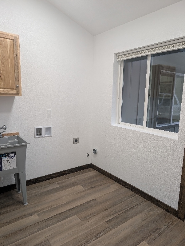 Building Photo - 320 S Toutle Rd