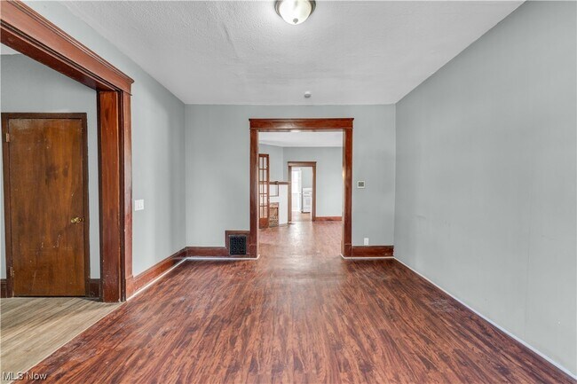 Building Photo - 446 Washington Ave