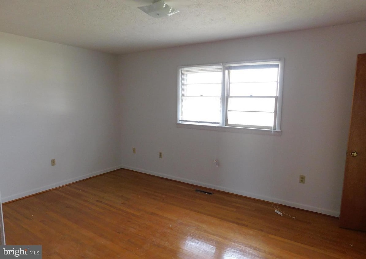 382 Aileen Ave, Strasburg, VA 22657 Townhome Rentals in Strasburg VA