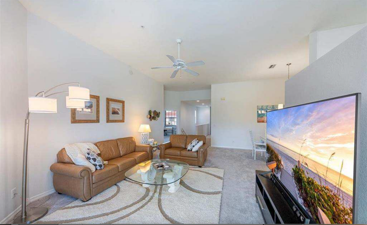 Primary Photo - 640 Lalique Cir
