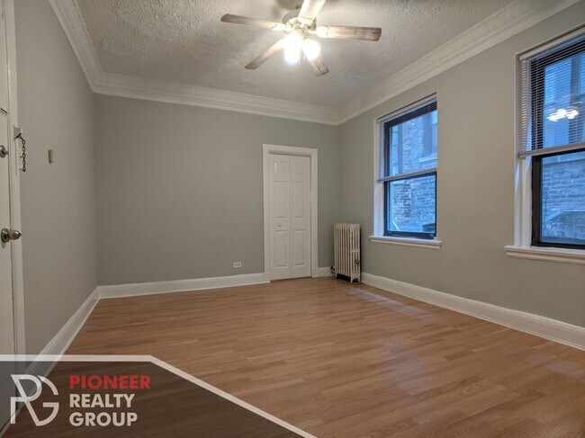 Foto del edificio - 3831 N Fremont St