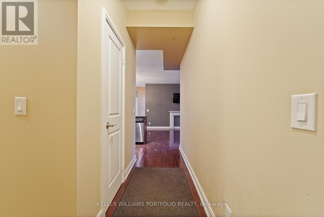 Photo du bâtiment - 88 Broadway Ave