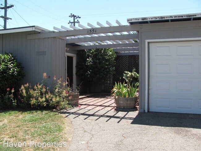 Building Photo - 3 br, 2 bath House - 1551 Galleon Way