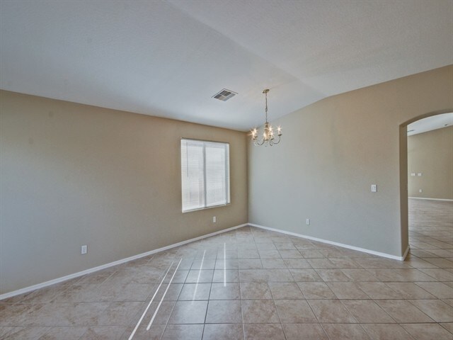 Building Photo - 8110 S 48th Ln