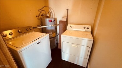 Building Photo - 2685 Bryandouglas Dr