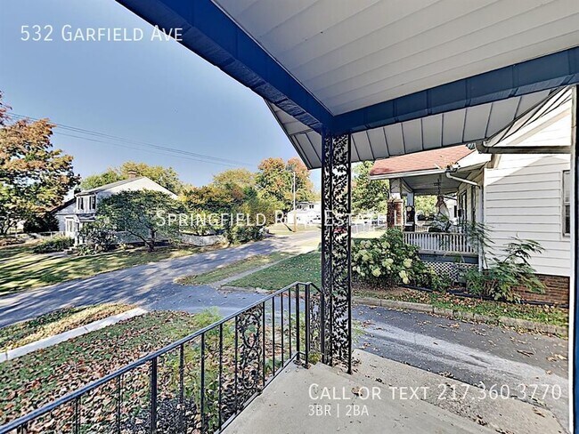 Foto del edificio - Parkside Perfection: Rent this 'Lincoln Li...