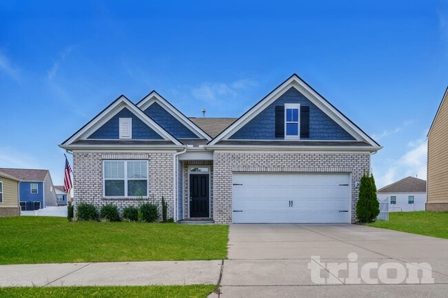 Building Photo - 2028 Tate Farm Ln