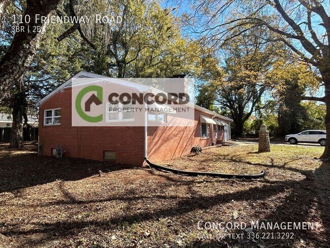 Foto del edificio - 110 Friendway Rd