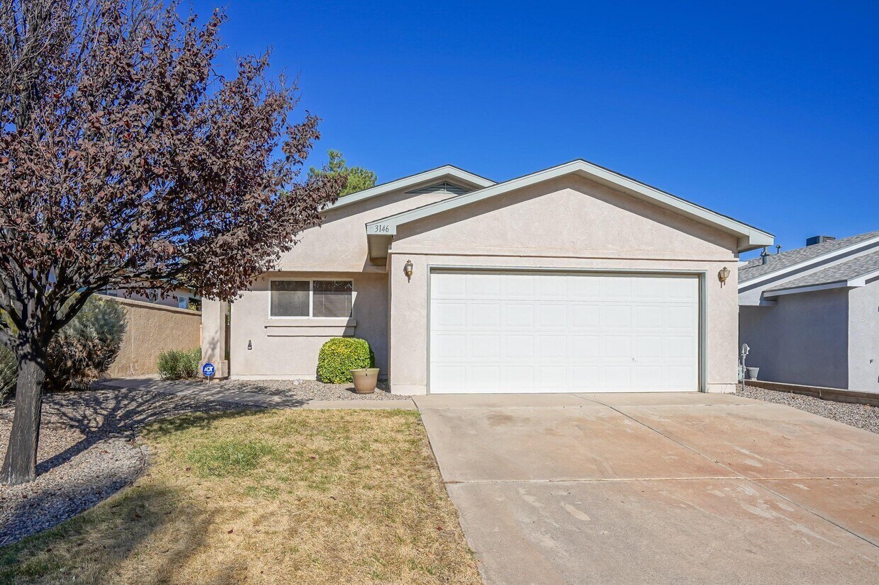 Foto principal - 3146 Chama Meadows Dr NE
