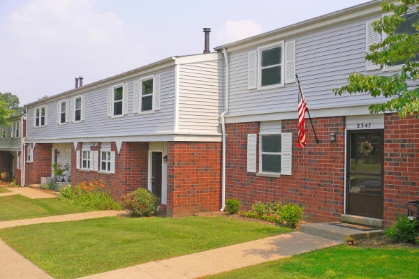 Primary Photo - Spring Meadow Apartments