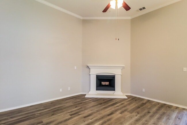 Building Photo - 3205 Stonecrop Trail