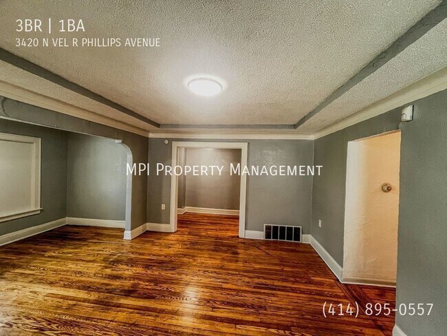 Building Photo - 3420 N Vel R Phillips - 3 Bedroom Lower