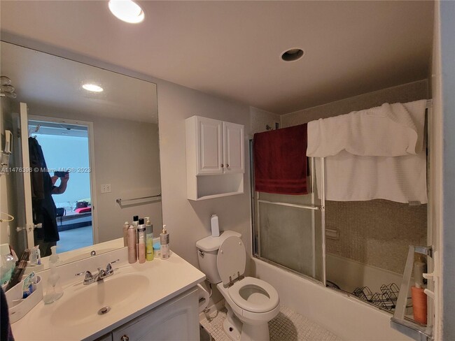 Foto del edificio - 3801 S Ocean Dr