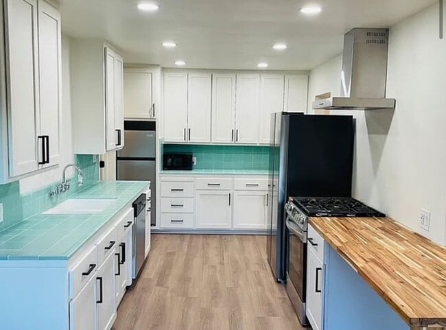 Building Photo - Short Term Rental Close to Cal Poly