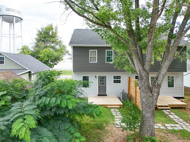 Foto del edificio - 116 Concord Pl