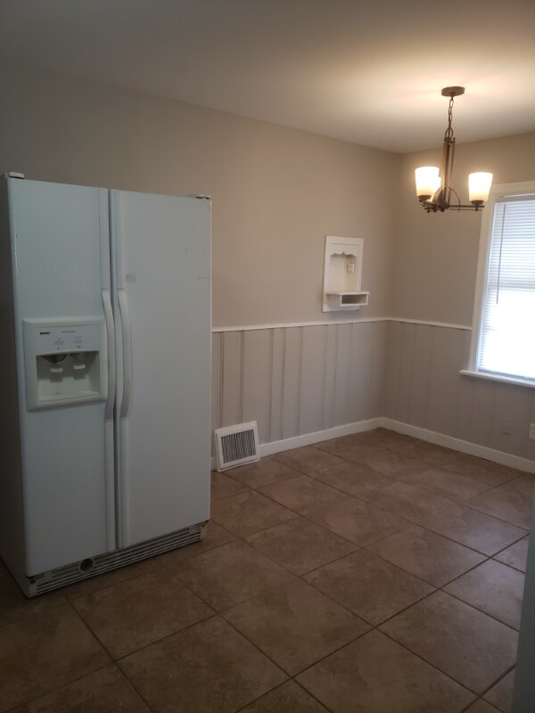 Foto del edificio - 2457 Shannon Ave