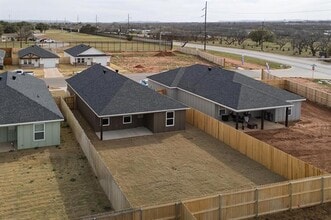 Building Photo - 171 Tombstone Rd