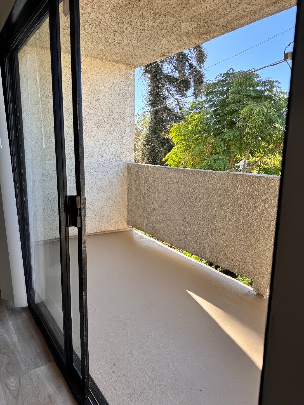 Foto del edificio - 2425 Purdue Ave