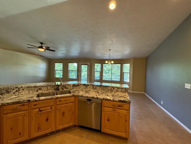 Foto del edificio - 8291 Water Oak Dr