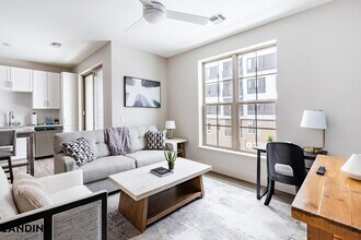 Building Photo - 1960 Carter Rd