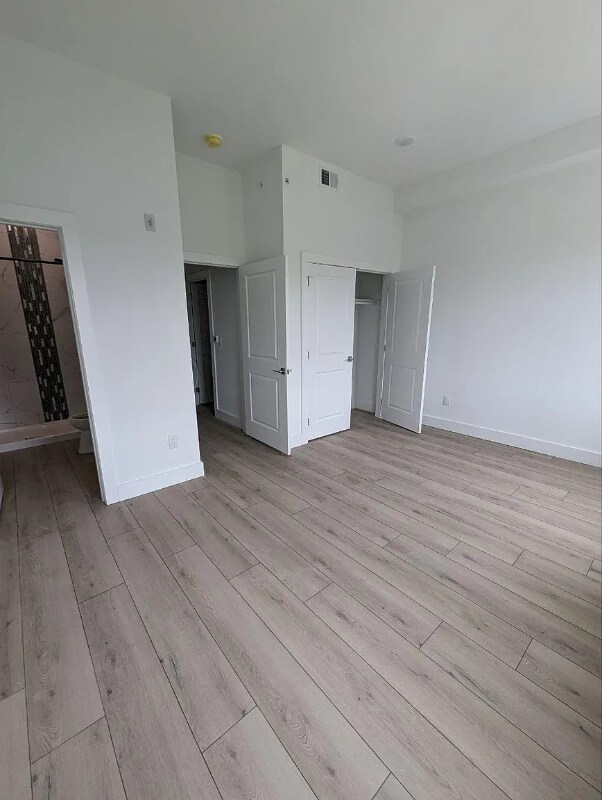 Foto del edificio - 147-149 N Gross St