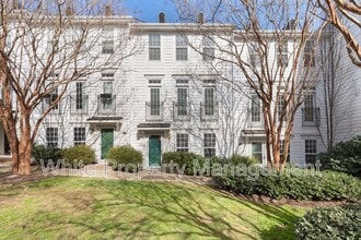 Building Photo - 13810 Hill St