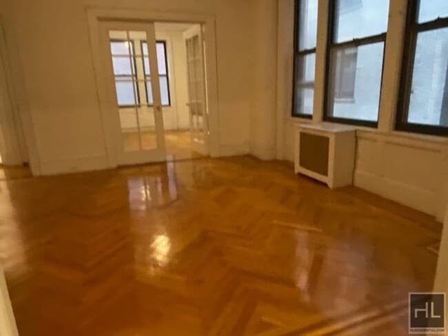 Building Photo - WEST 58 STREET