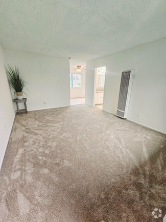 Building Photo - 8919 Longden Ave