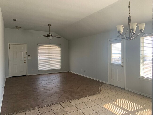 Building Photo - 4611 Hitchrock Dr