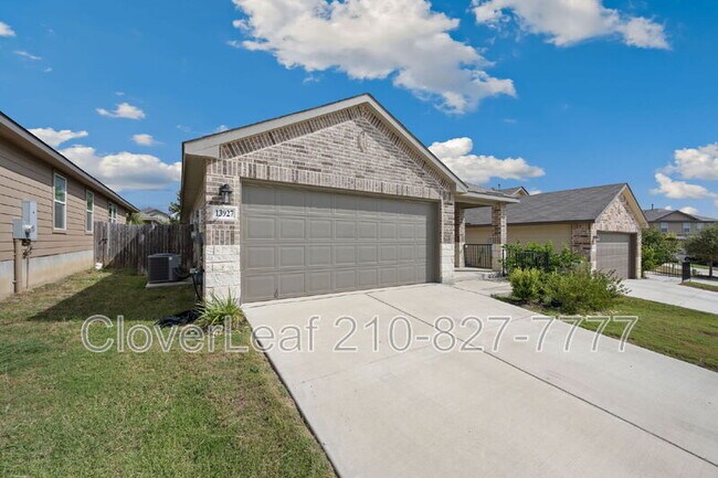 Building Photo - 13927 Borolanite Dr