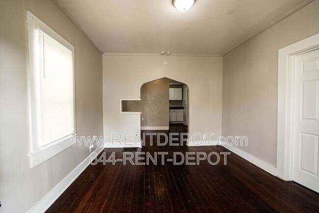 Foto del edificio - 1136 Jefferson Ave