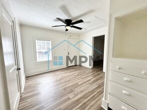 Building Photo - 1403 N 8th St