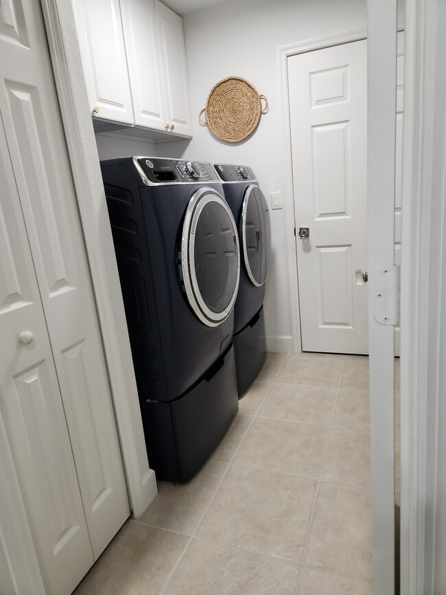 Building Photo - 17298 Acapulco Rd