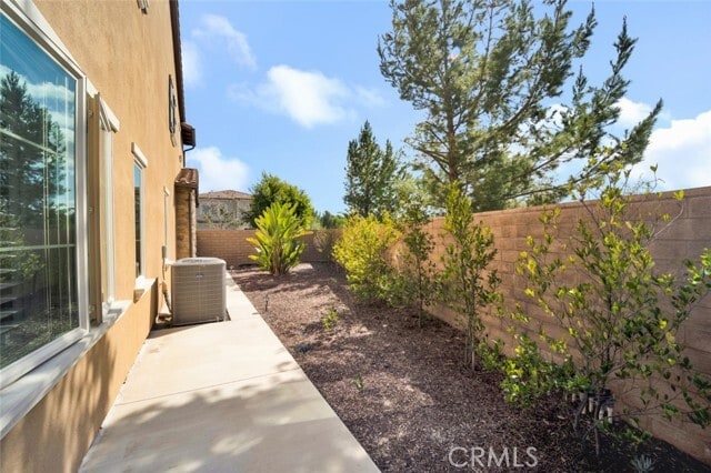 Building Photo - 67 Glacier