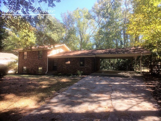 Foto del edificio - 1063 Seven Springs Cir