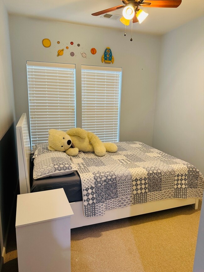 Foto del edificio - 2381 Abington Dr