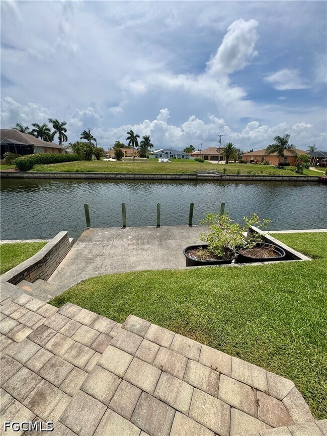 Foto del edificio - 3829 SW 17th Pl