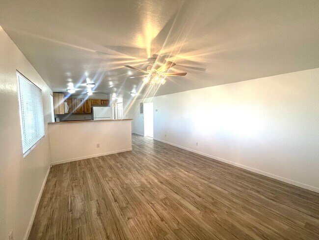 Foto del edificio - 3 bedroom in Chino!