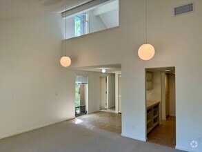 Building Photo - 2225 Bispham Rd