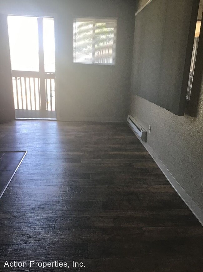 Building Photo - 1360 Nannette Cir