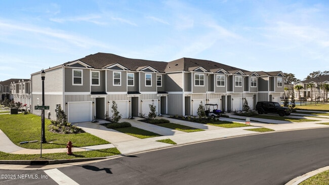 Building Photo - 101 Pamplona Dr