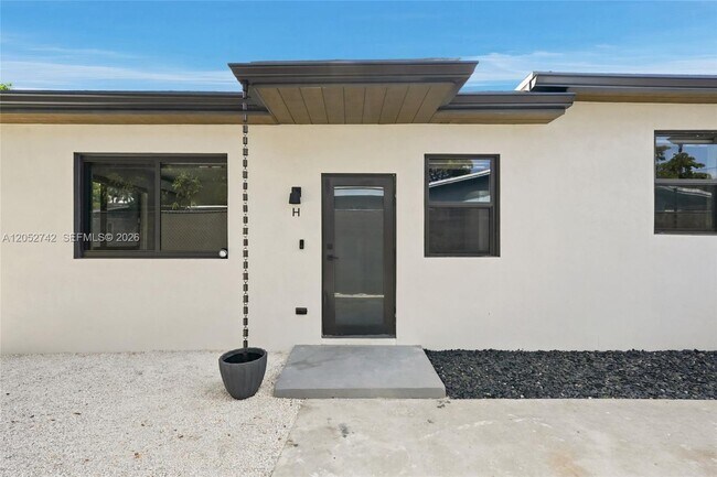 Foto del edificio - 1861 NW 27th St