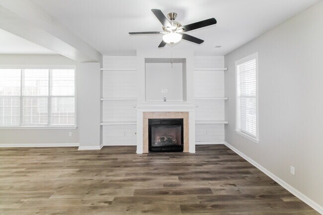 Foto del edificio - 8565 Griffin Park Dr