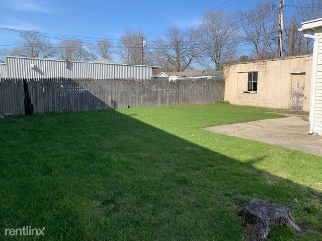 Foto del edificio - 3 br, 1 bath House - 710 E Mishawaka Ave