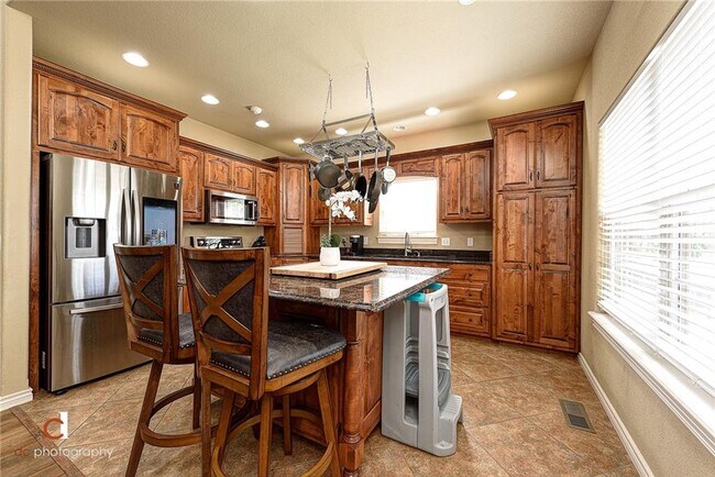Building Photo - 8 Allonby Cir